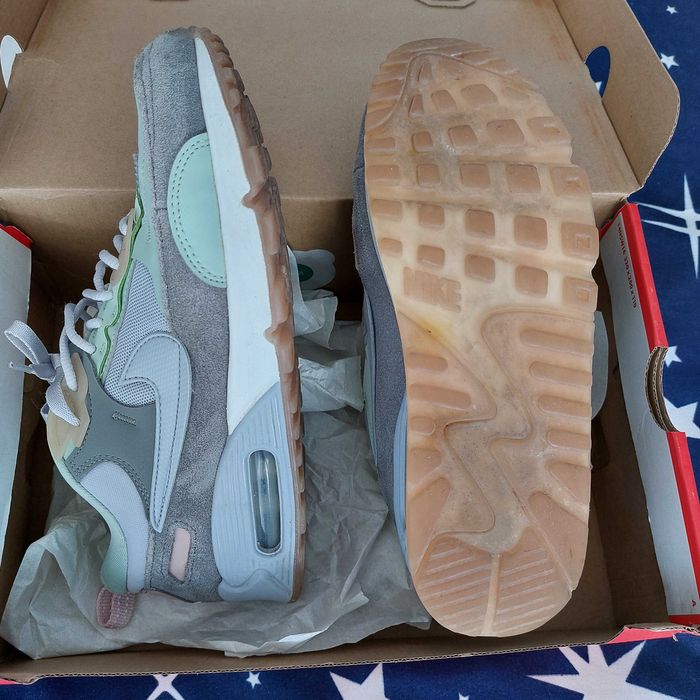Оригинални дамски Маратонки NIKE Air Max 90 Futura