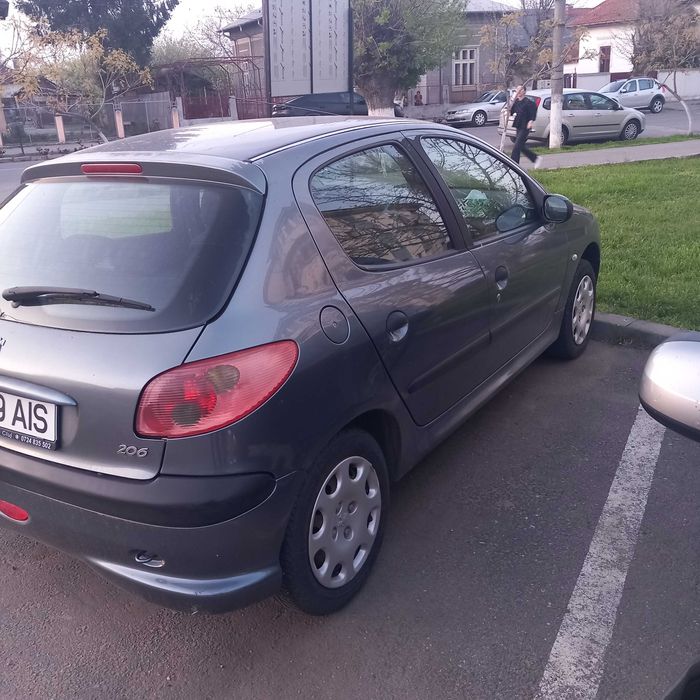 Vând  Auto Peugeot 206