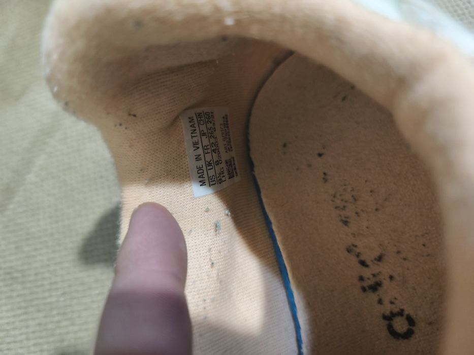 Маратонки Адидас 42 номер