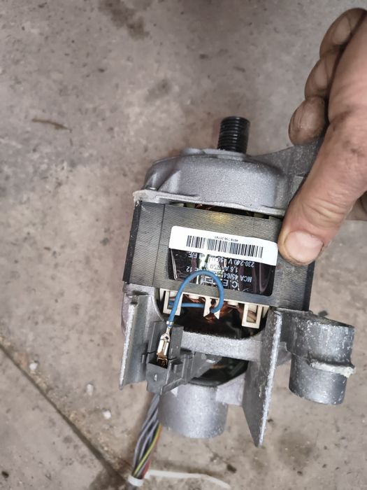 Motor mașină spălat