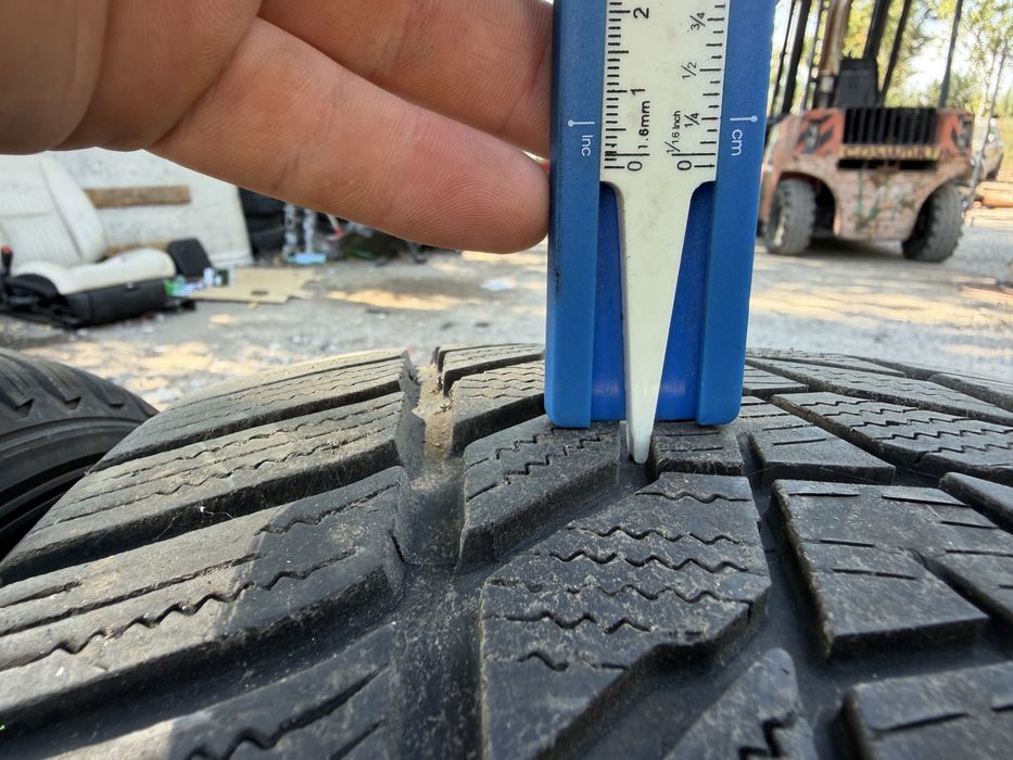 245/40 R18 2броя зимни гуми