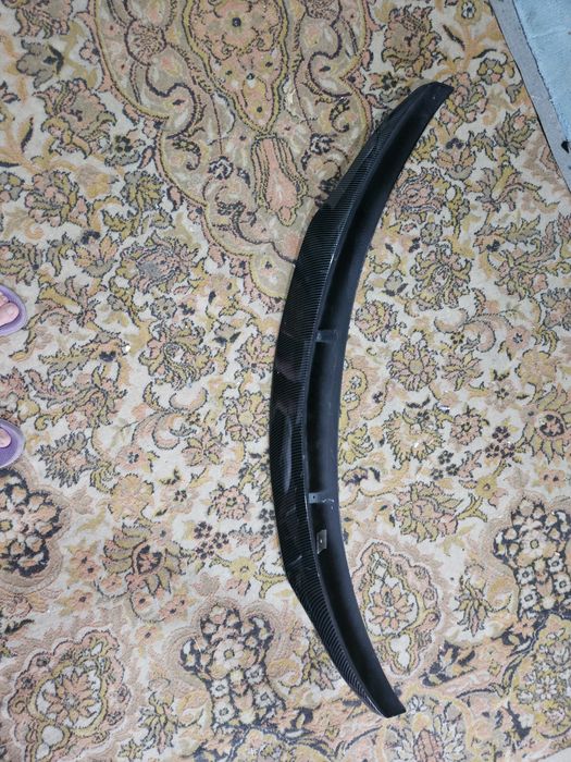 Spoiler pentru portbagaj