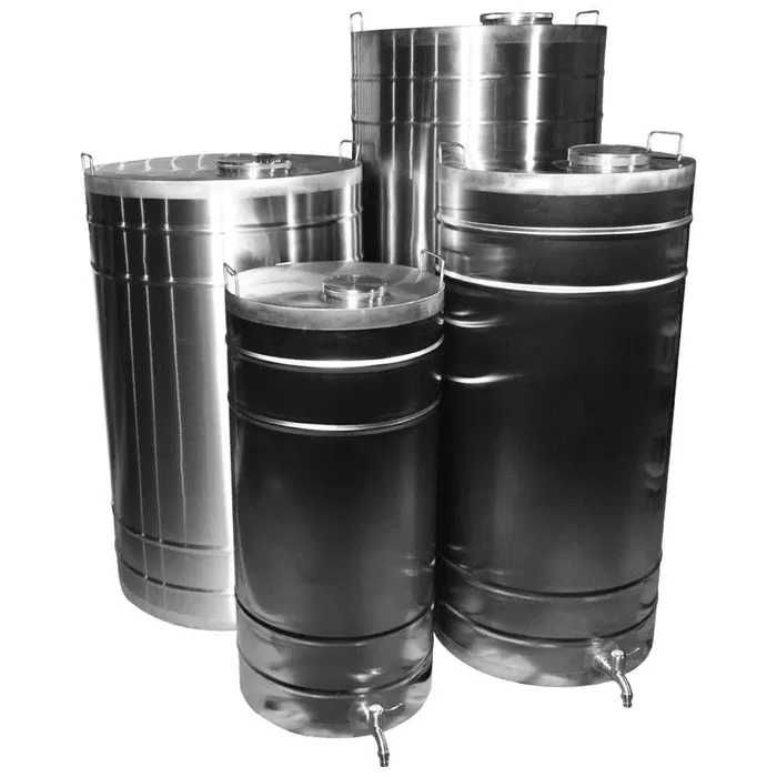 Butoi din INOX 180 L cu capac clamp si garnitura, cadou robinet din INOX materie prima: AISI 304, origine Italia