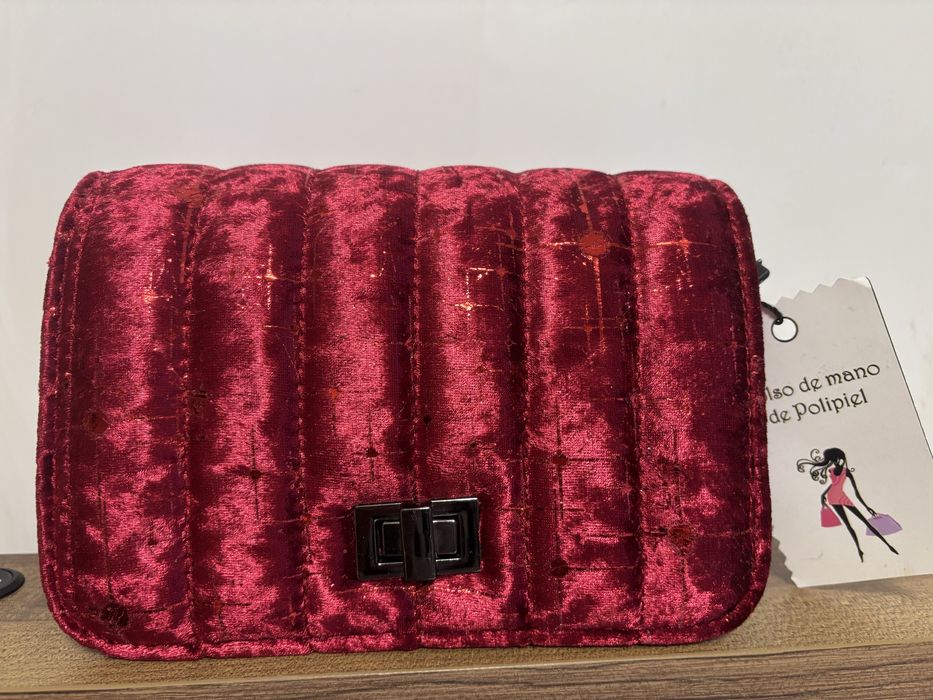 Нова дамска чанта