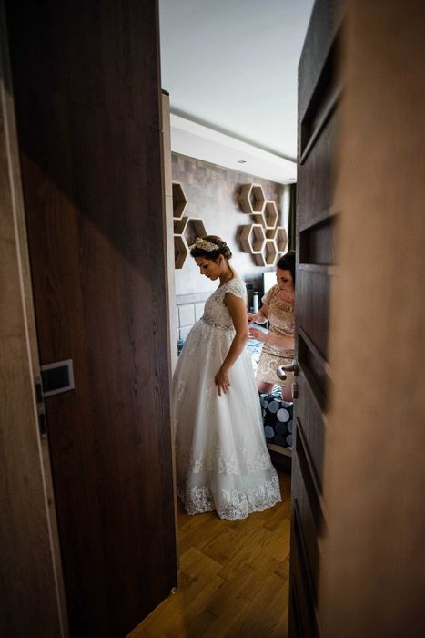 Прекрасна булчинска рокля