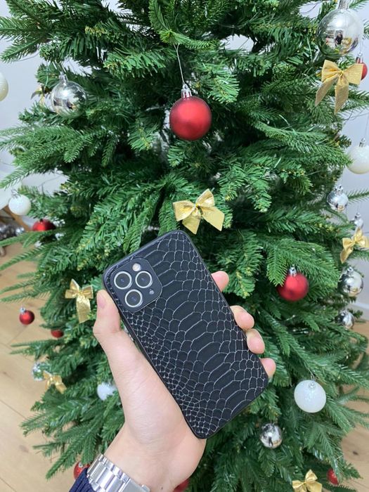 Продам Iphone 11 pro