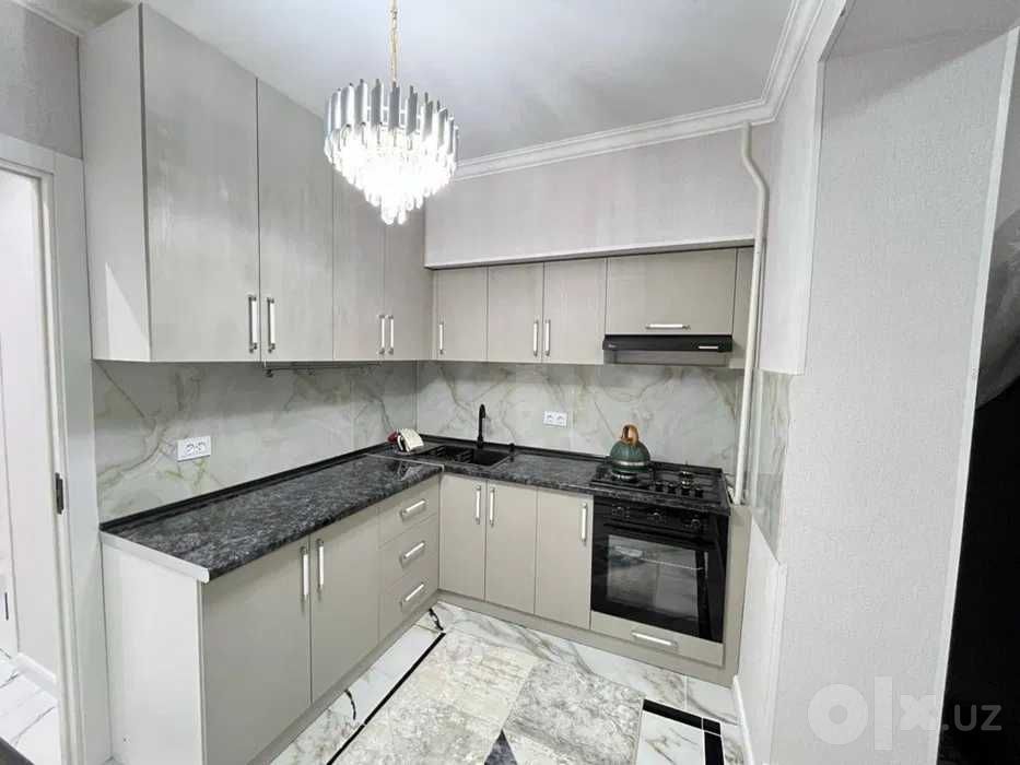 продается 3 комнатная срочно