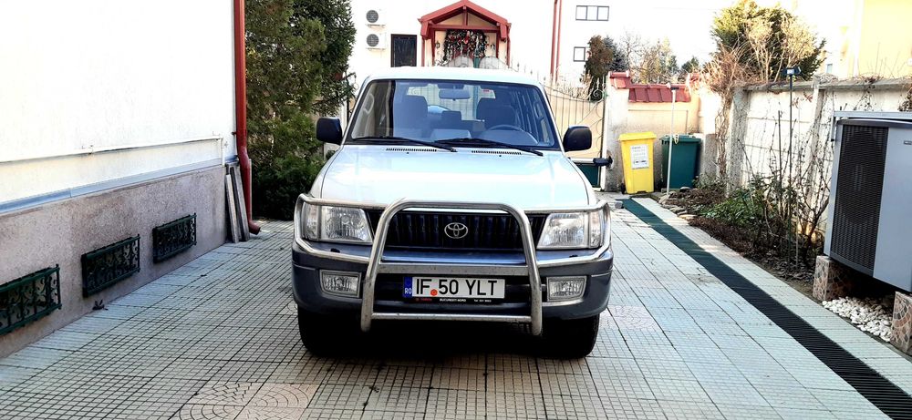 Toyota Land Cruiser KDJ95L , 2001, Diesel 4x4, 7 Locuri, Argintiu