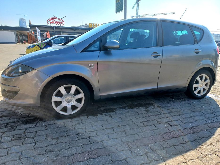 Автомобил Seat Altea, 2000евро