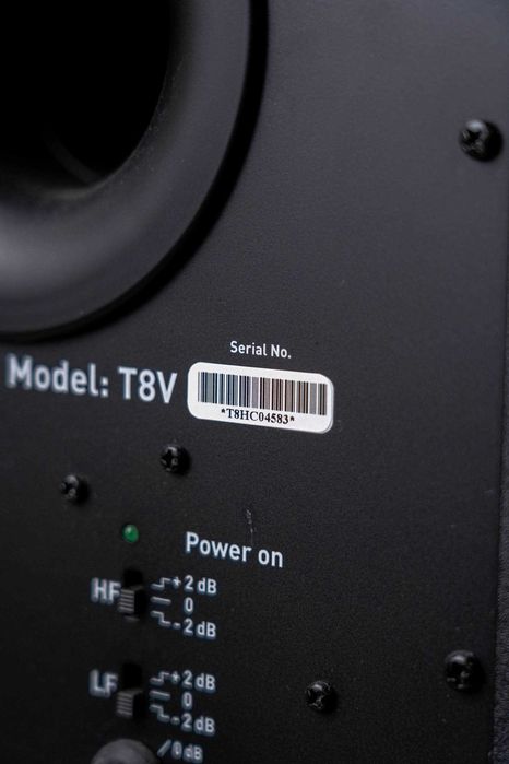 Adam Audio T8V Stand Bundle containing - пара