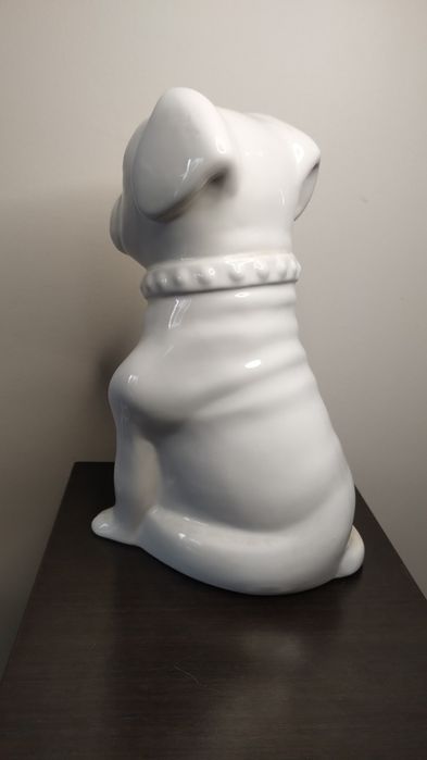 Чудесна статуетка на булдог от керамика. Куче.