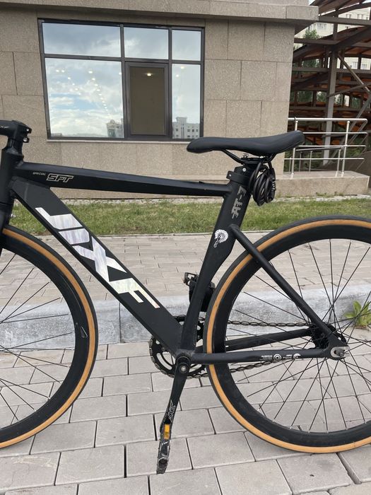 Fixed gear JIXF AT-7