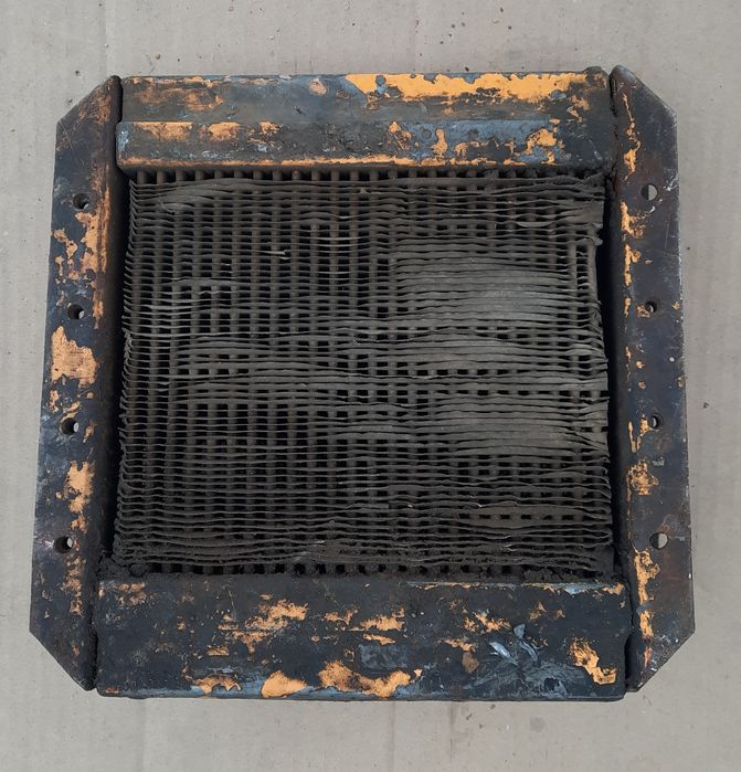 Радиаторы отопления салона.