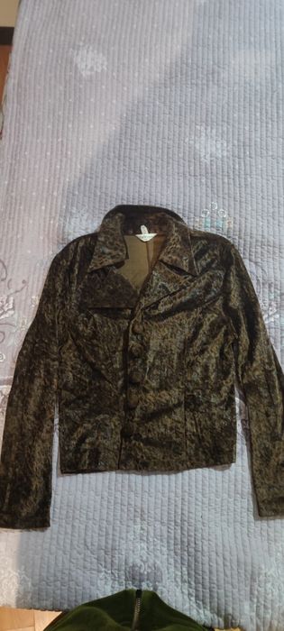 Продается женские вещи