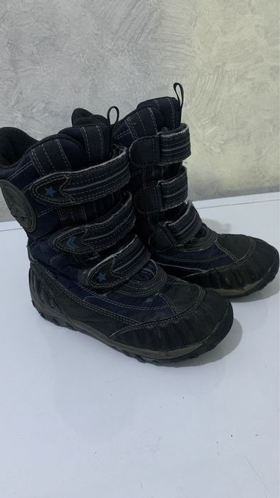 Продам зимние сапоги Geox