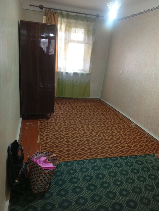 Продается квартира срочно  в центре Ферганы , Сотилади Фаргона шахрида