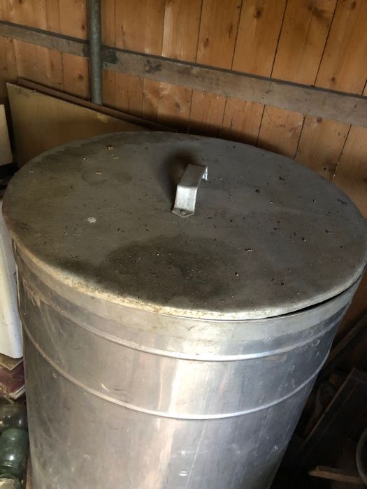 Vas inox cu cana pentru fructe sau alte intrebuintari