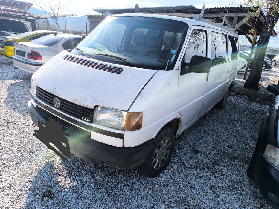 VW Caravelle T4 2.4 78к.с. НА ЧАСТИ