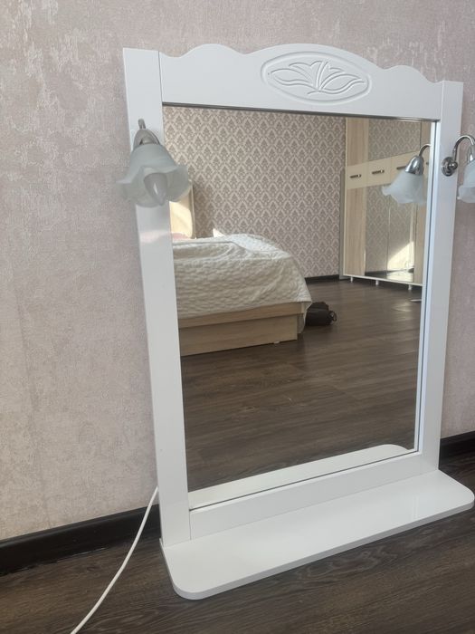 Продам зеркало в отличном состоянии