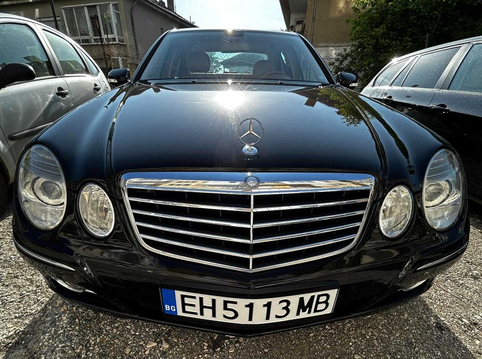 Mercedes-Benz E320 W211