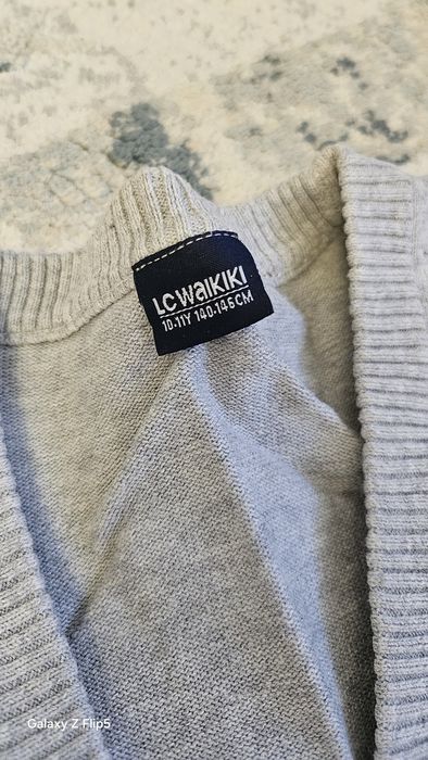 Продам школьные вещи.