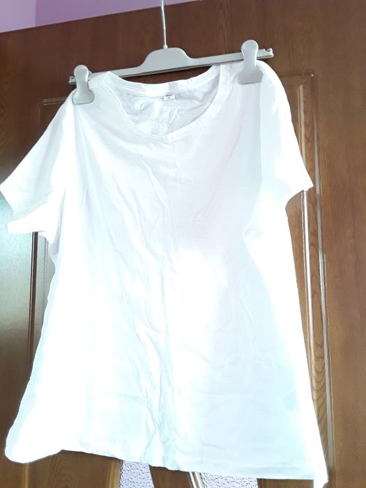 Vând Tricou Damă Mărimea XXL Nou