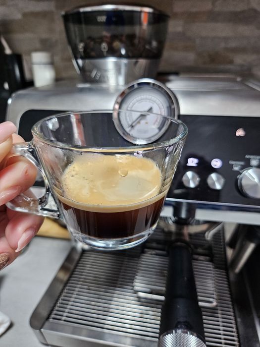 Aparat de cafea delonghi la specialista