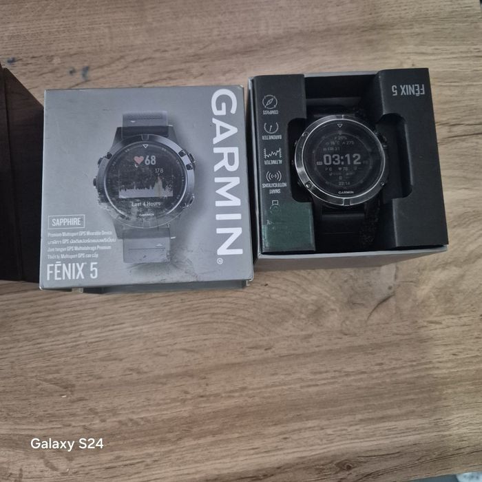 Soat sotiladi garmin