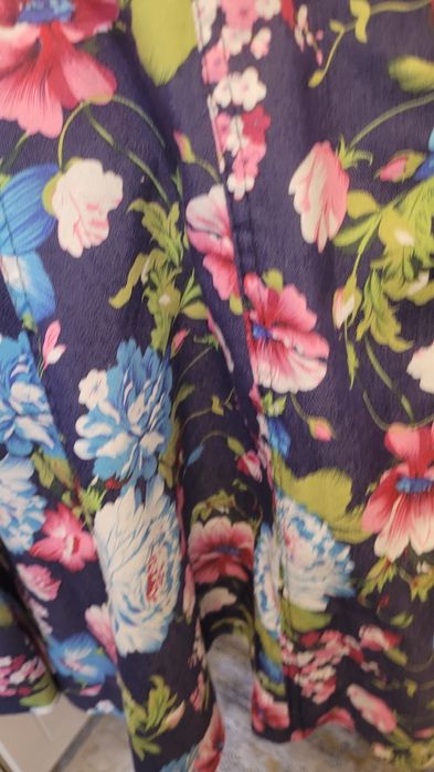 Trech dama marime 42,marca Geannini