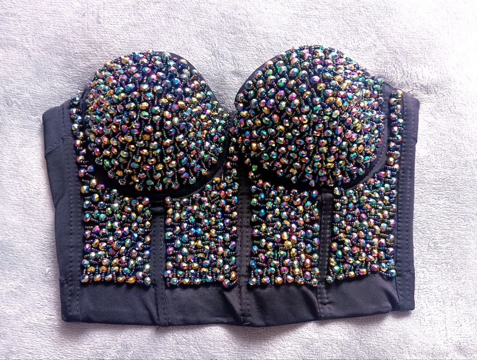 Продам корсет со стразами