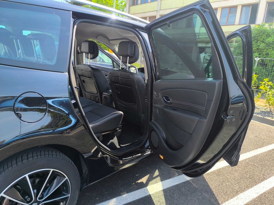 Renault Grand Scenic BOSE