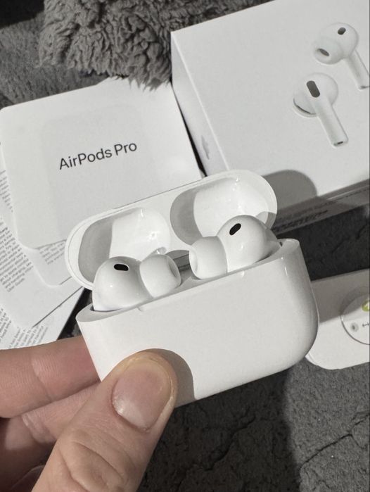 Casti AirPods 2 Pro ANC Negociabile