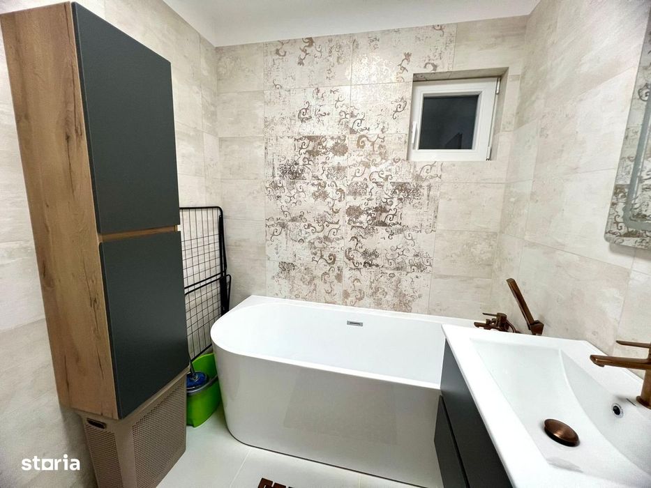 CC/930 De închiriat apartament cu 3 camere în Tg Mureș - 7 Noiembrie