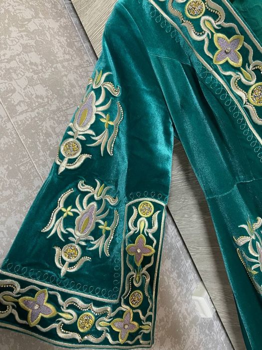 Дубайское красивая абая