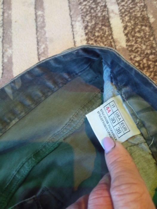 Blugi pentru bărbați mărimea 38