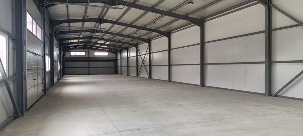 Дава се под наем Промишлена сграда в Казанлък - 720 кв.м за 1785 € - Снимка #1