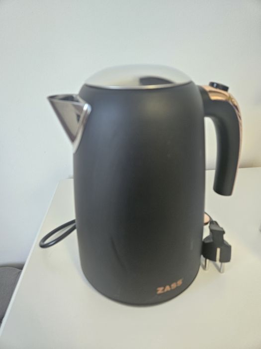 Vând fierbător folosit de câteva ori