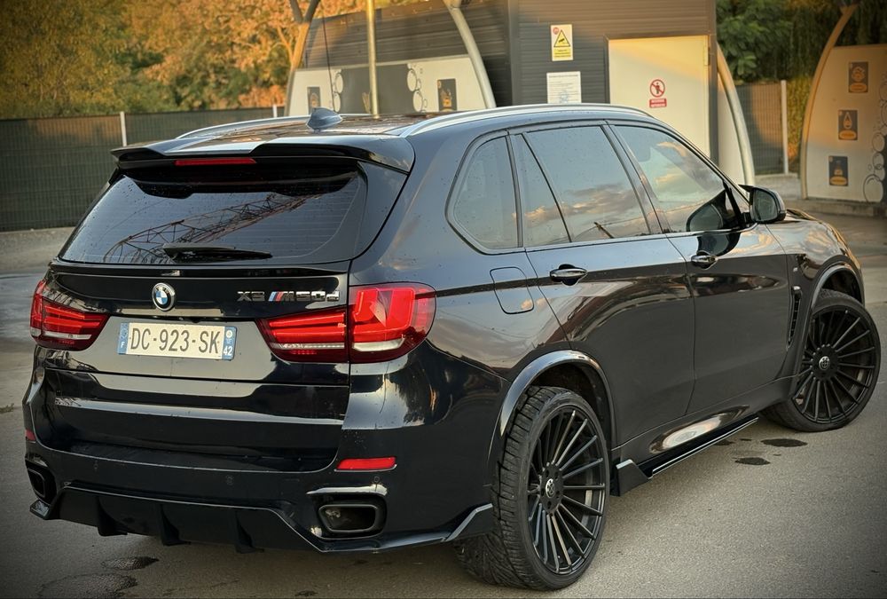 Vand BMW X5 M50D