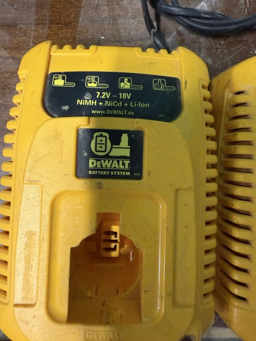 Зарядно винтоверт