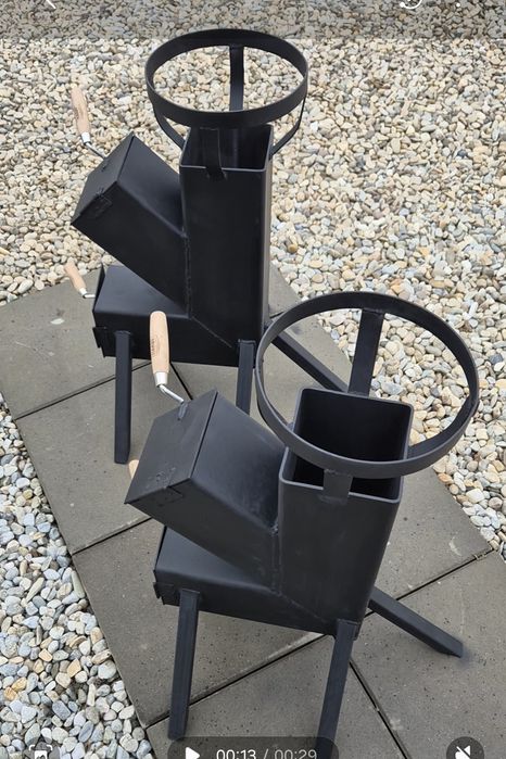 Sobita racheta de curte