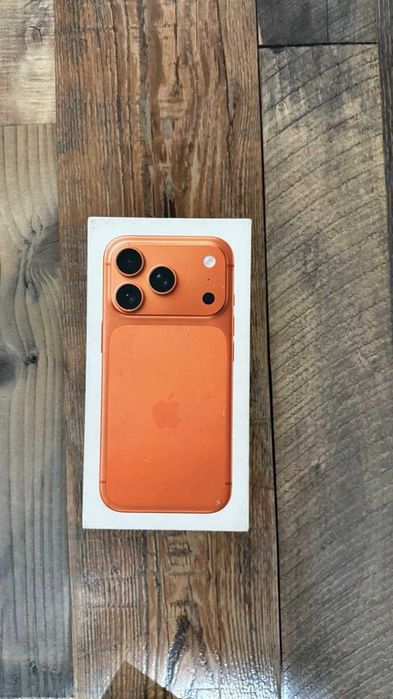 НОВЫЙ Iphone 17 pro max 256 с гарантией  SIM/E SIM