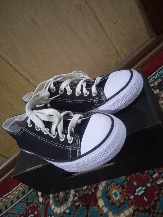 Мужские кроссовки!!!