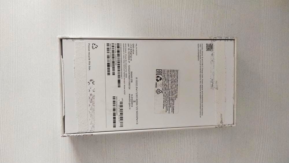 Продам Iphone 16