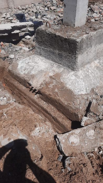 Колонны продам, б/у со стаканами