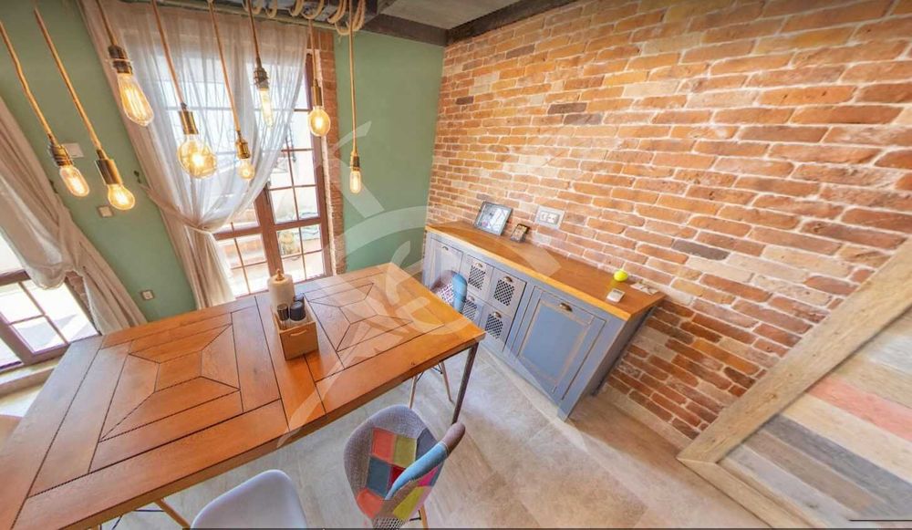 Тристаен - Несебър