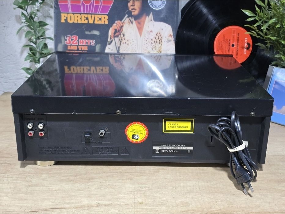 Cd-player AKAI CD-55, ieșire opticala,  hifi audio stereo retro black