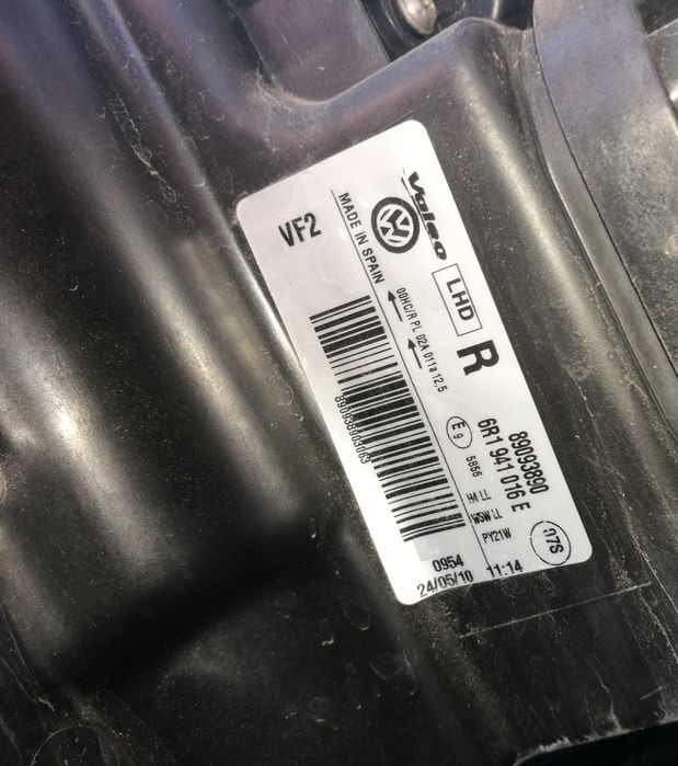 Фар десен Volkswagen Polo 6R 2009-2014 НОВ, ОРИГИНАЛЕН!