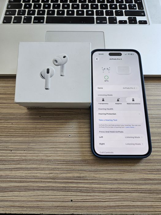 Casti AirPods Pro 3 / Noi / Garantie Apple 1An