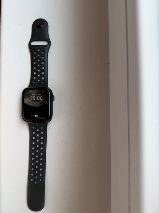 Apple Watch Series 6 Nike Edition 44mm – stare foarte bună