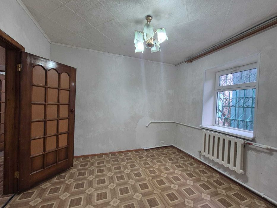 Продам 4 комн дом в соцгороде